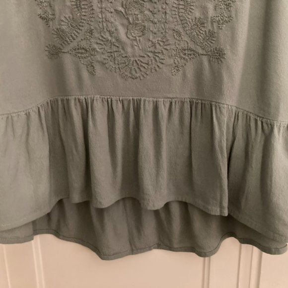 Francesca's Light Blue Embroidered Blouse in Size Small - Picture 6 of 12